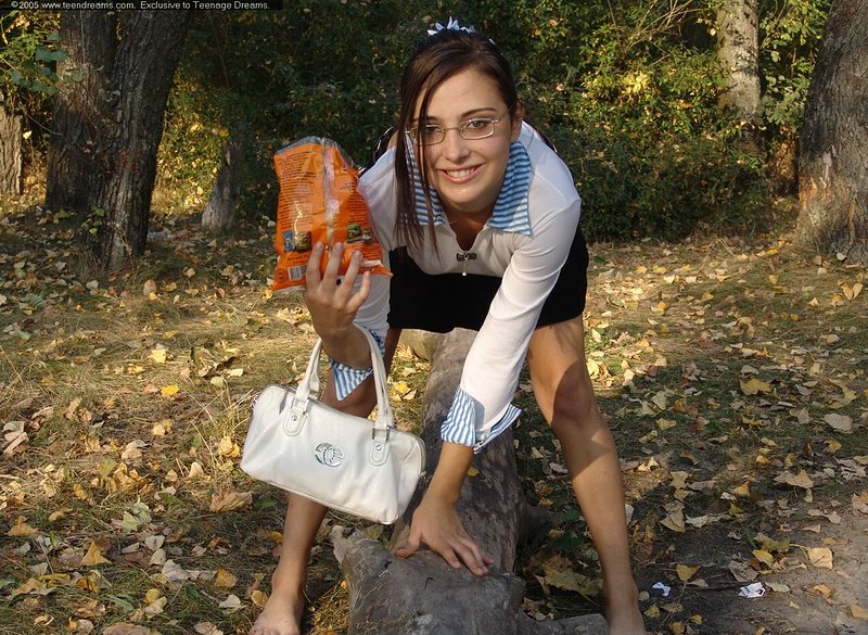 Елена, 23 года, 0 размер груди